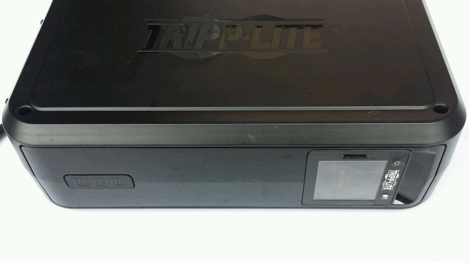 Tripp-Lite OMNI900LCD Battery Backup Surge Protector 900VA 475 W  w/ New Battery